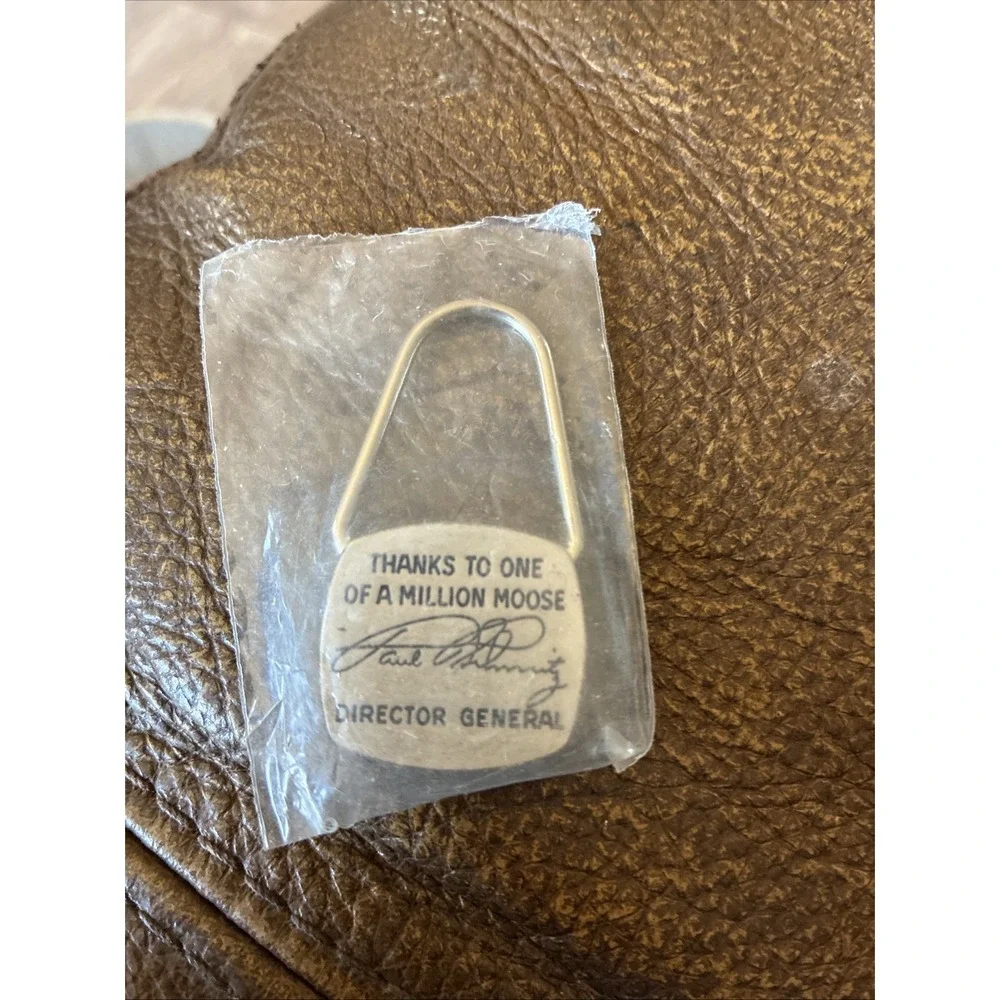 MILLION MOOSE KEY RING 1973  GOD BLESS MOOSEHEART  SIGNED  DIRECTOR GENERAL NEW